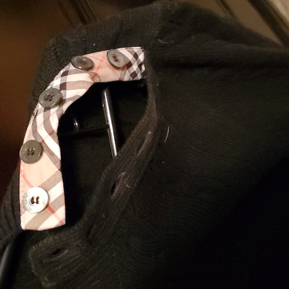 Black burberry sweater - Picture 2 of 5